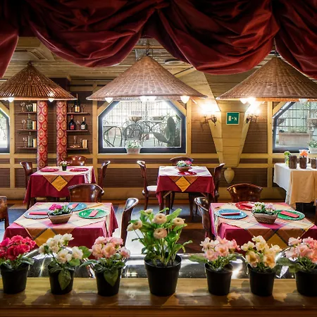 Hotel Grand Colony Rome