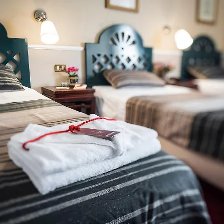 Otel Grand Colony 3*