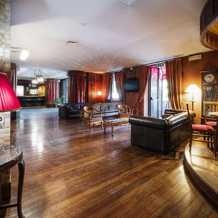 Отель Grand Colony