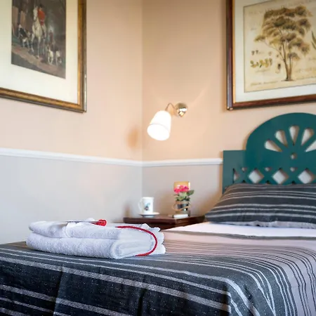 מלון Grand Colony