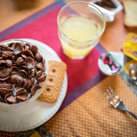 Grand Colony Отель