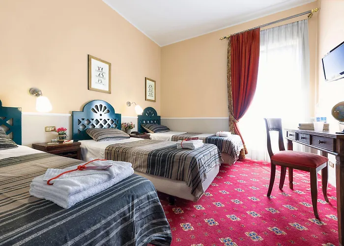 Hotel Grand Colony 3*