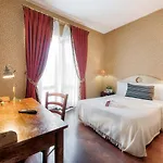 Hotel Grand Colony