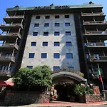 Grand Colony Hotel