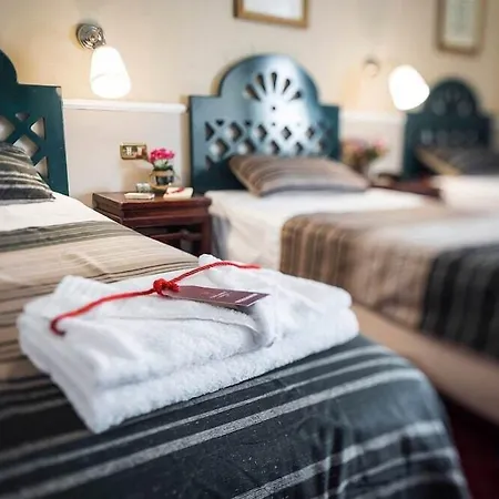 Ξενοδοχείο Grand Colony 3*